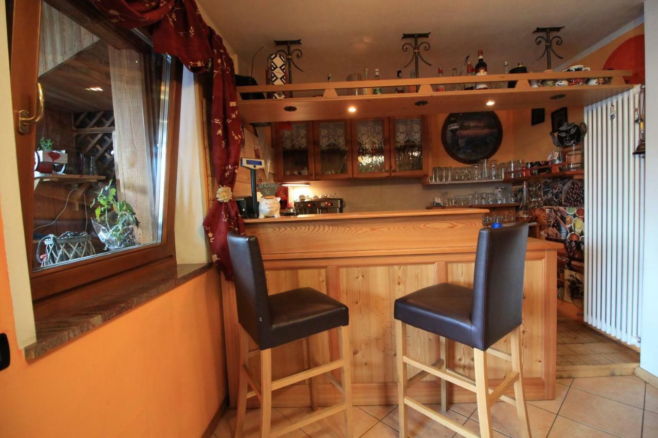 Zeni Tirolerhof - Adult Friendly Couette-café *