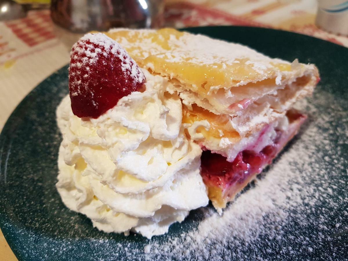 Zeni Tirolerhof - Adult Friendly Frühstückspension Mezzano